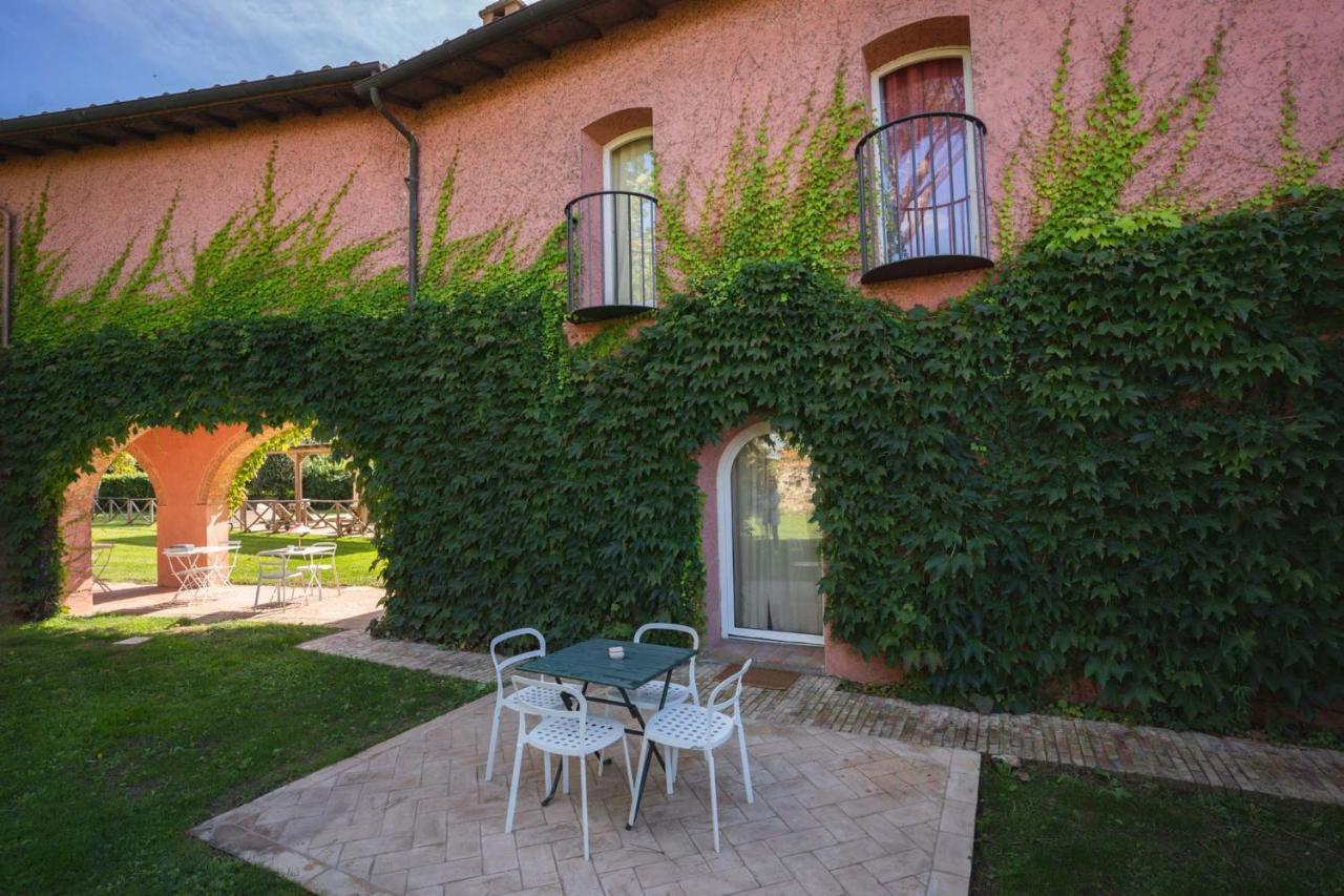 Le Versegge Resort Braccagni エクステリア 写真