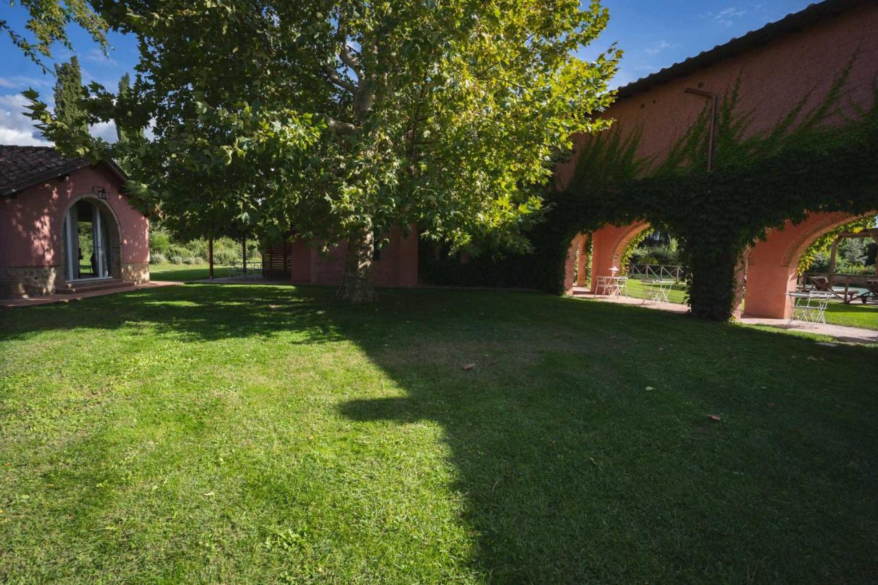 Le Versegge Resort Braccagni エクステリア 写真