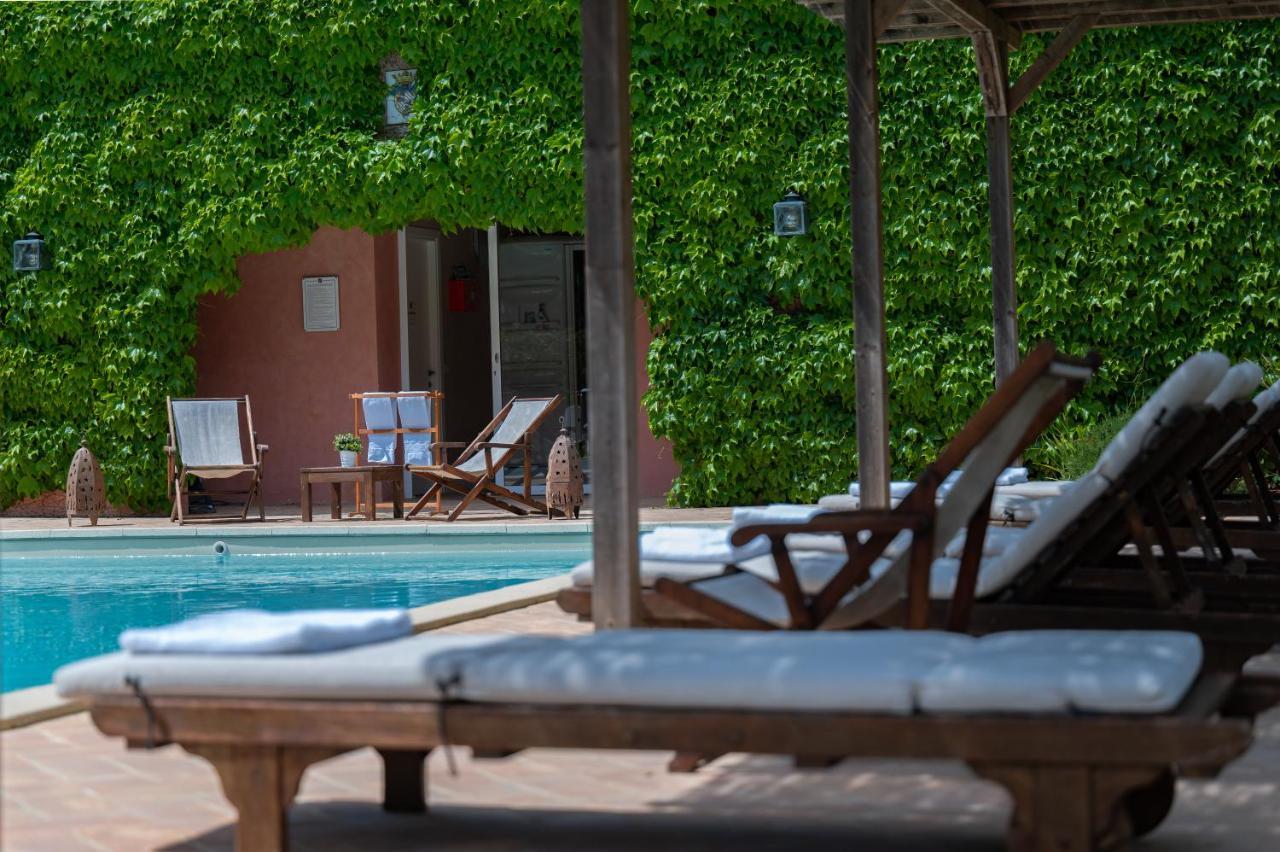 Le Versegge Resort Braccagni エクステリア 写真